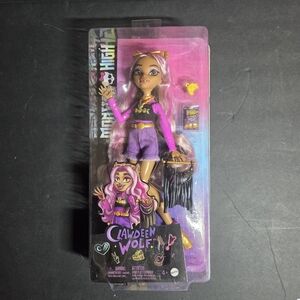 Monster High 2022 Clawdeen Wolf Doll With Accessories. Brand New in Box.